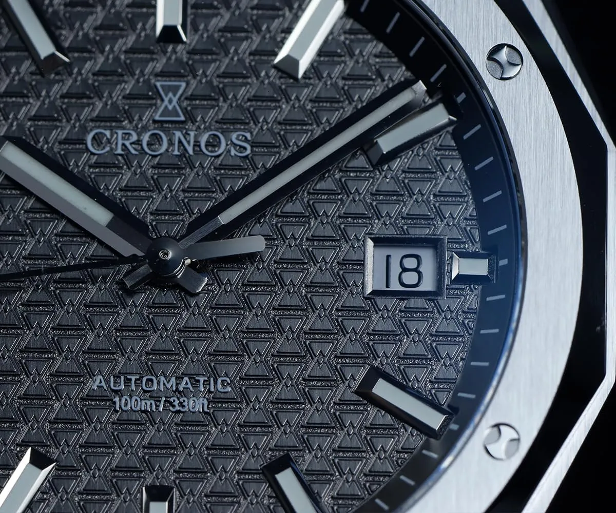 - PT5000 Movement tactile raccoon ski diva 39mm Sapphire Crystal 100M Water Resistant Cronos L6028 Automatic Men's Watch 