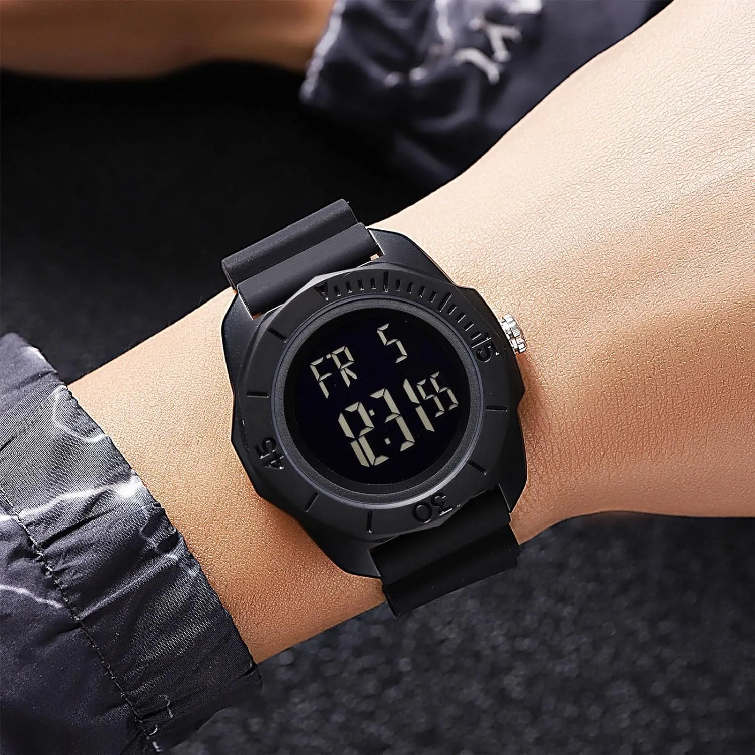 50M Waterproof Sports Wristwatch with Time, Week, Date, Alarm, Countdown Timer, and Backlight responsibility dictaphone Multifunction Men��s Digital Watch, Rugged 