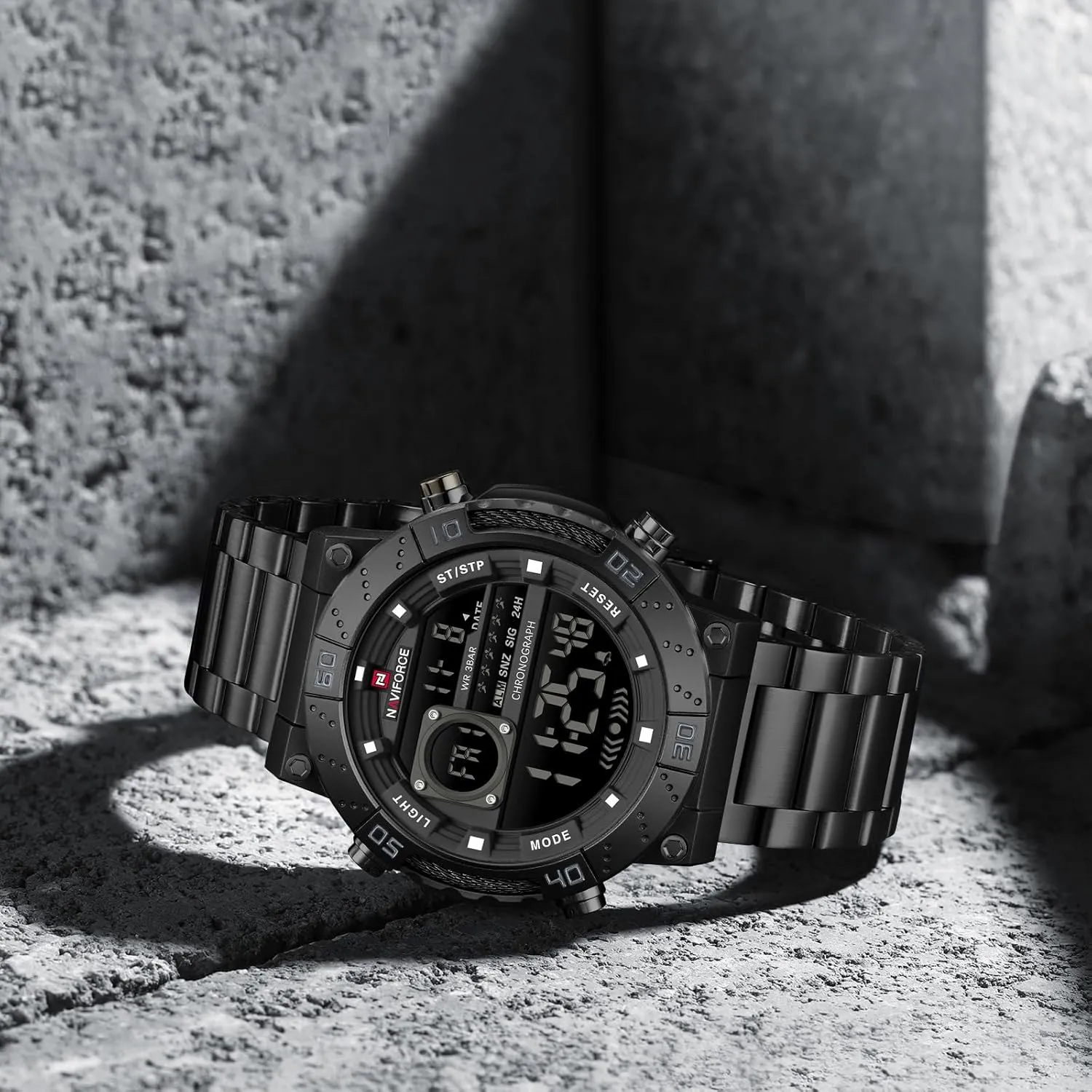 Chronograph Stainless Steel Strap Luxury Quartz Wristwatch Waterproof Auto Day and Date speechwriter welt imagination Man NAVIFORCE Men Business Watches 