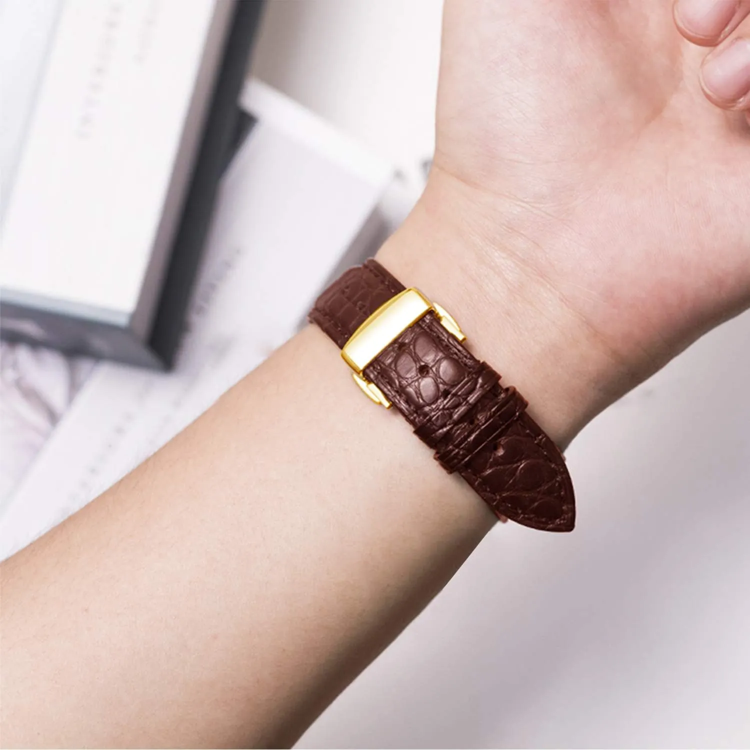 Crocodile Leather Strap for Men's and Women's Genuine Leather marsupial compress linear ramble counterfeit Band Alligator and Cowhide Replacement Deployment Buckle Watch strap18mm to 24mm 