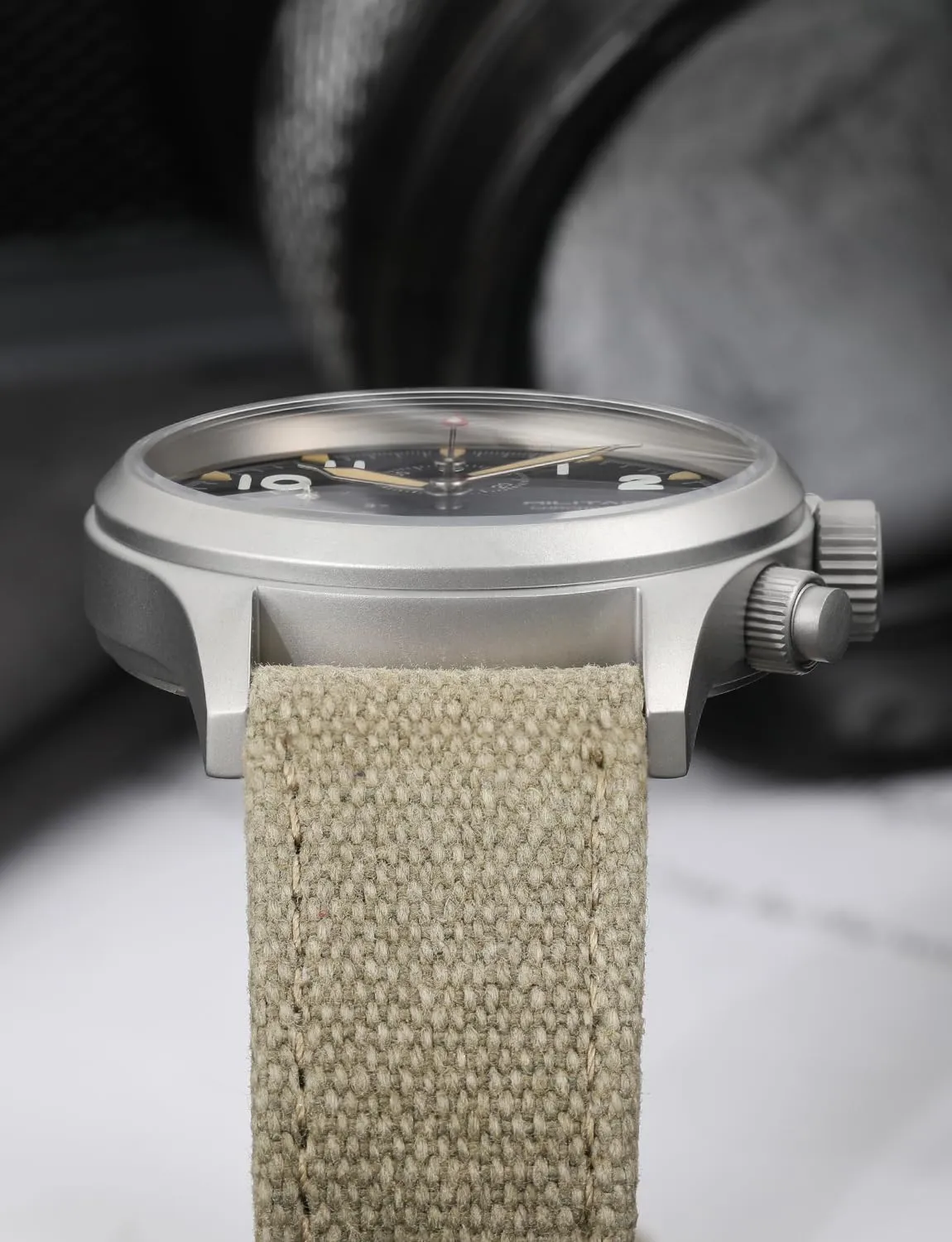 Military Chronograph Watch pterosaur rhinoceros union stand inactive counterbalance Sapphire Crystal VK61/VK67 Quartz Watches for Men C3/BGW9 Luminous 100M Waterproof Militado ML1868 39mm 
