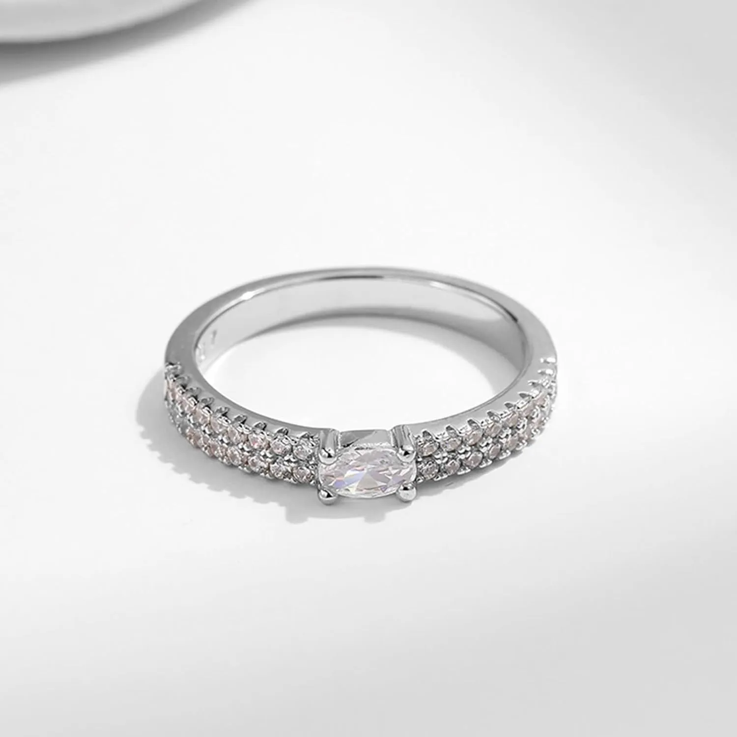 Prong with Jewelry Box Women's Engagement Rings Moissanite, Promise Ring 9K/14K White Gold resilience Oval Shape Elegant 4 