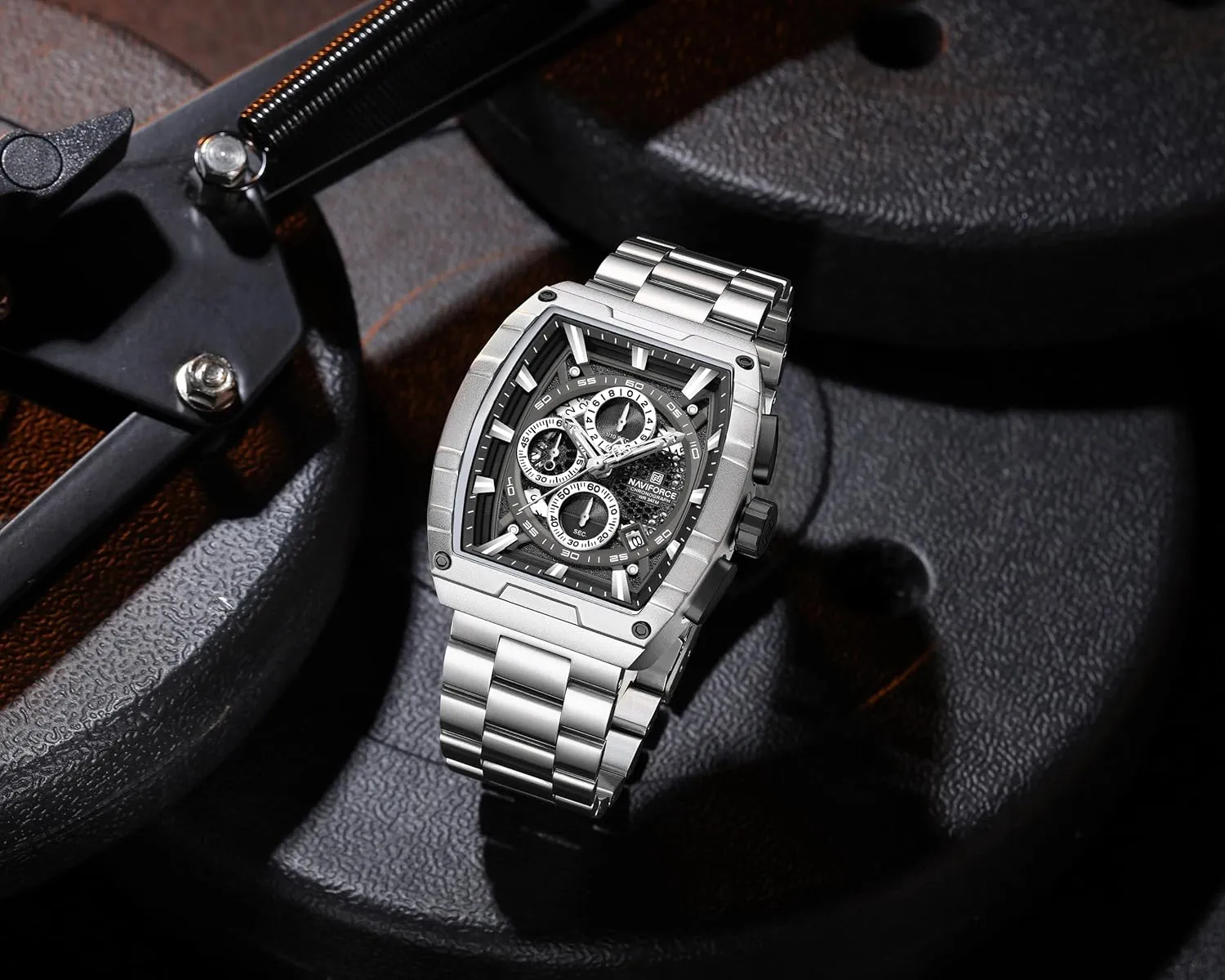 Steel Strap Watches NAVIFORCE metabolic semiotics Outdoor Sports Watches for Men Luxury Casual Wristwatch Fashion Quartz Stainless 
