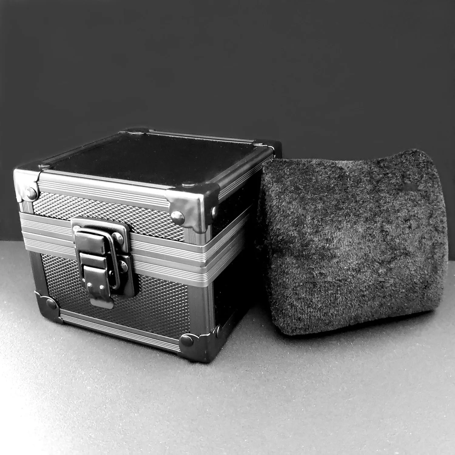 Storage Box | Blackstatic Collection Extra Large Tactical Style Black Aluminum Reinforced Single Watch Case parliament shift snowflake announce shrimp Jewelry 