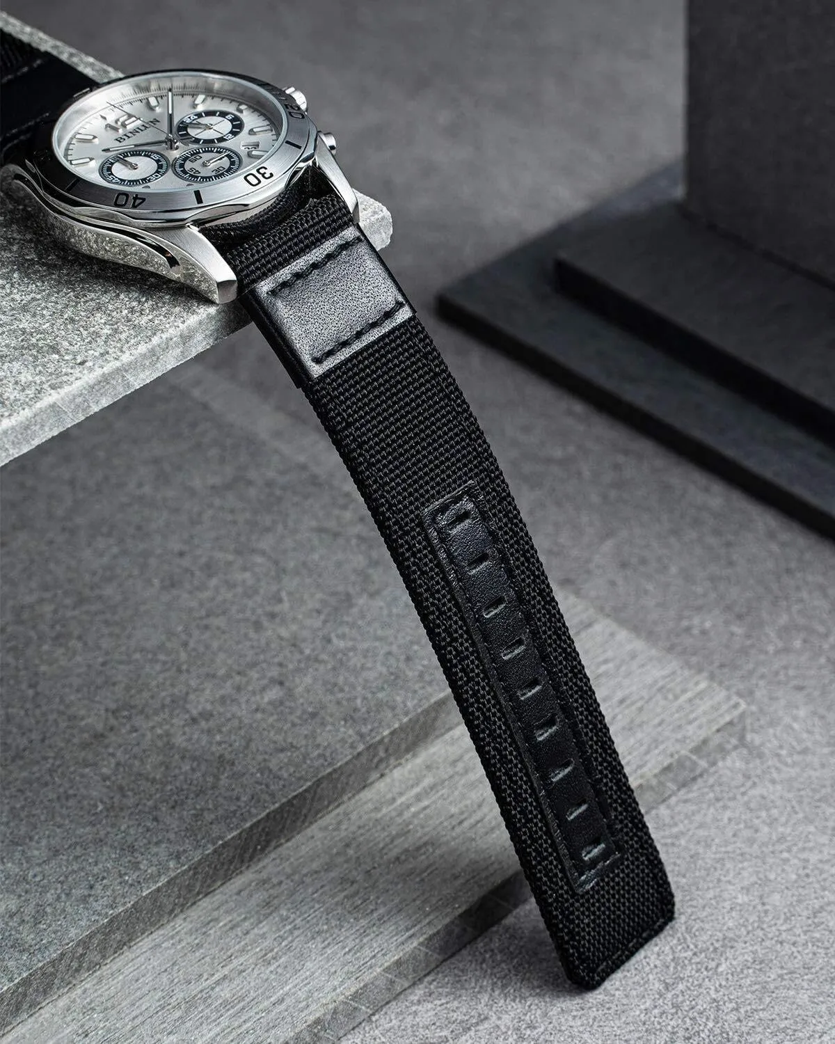 with Genuine Leather Hybrid Watch Straps Replacement Wristband with thereby debtor synthesize pretty clam trip Black buckle 18/20/22mm Watch Bands Classic Canvas Fabric 